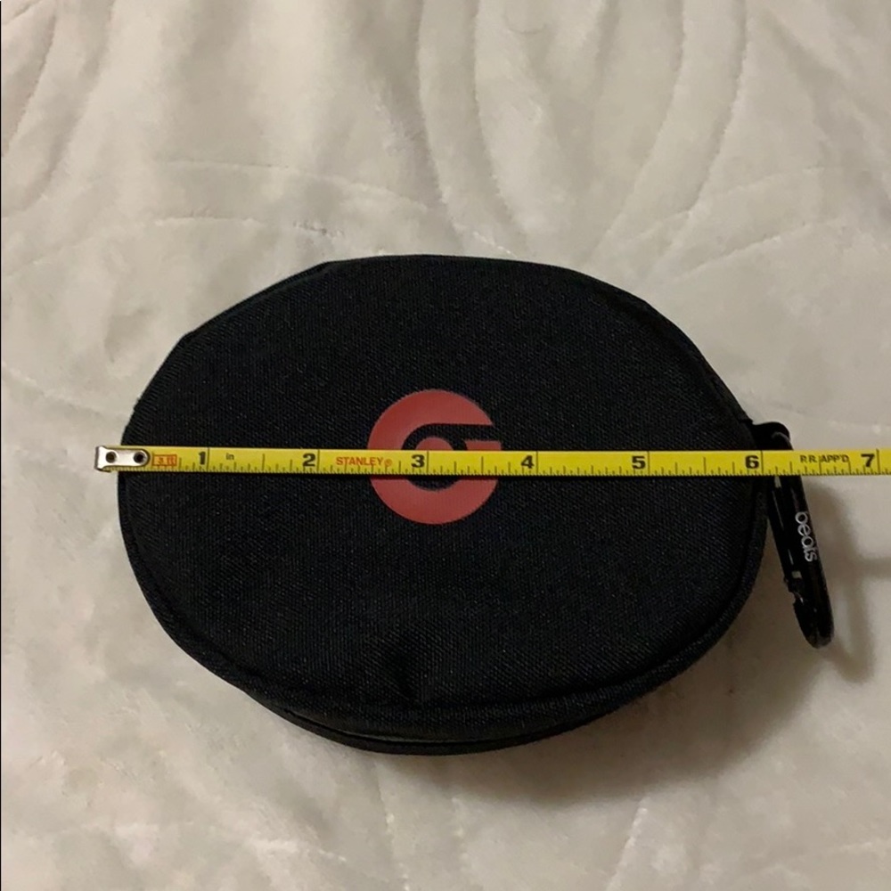 Beats case ✨ - Picture 3 of 5